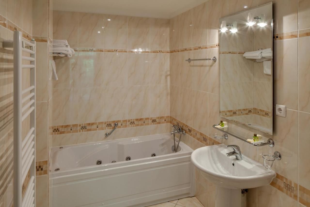 Апарт-отели Hotel Regal Sinaia Синая