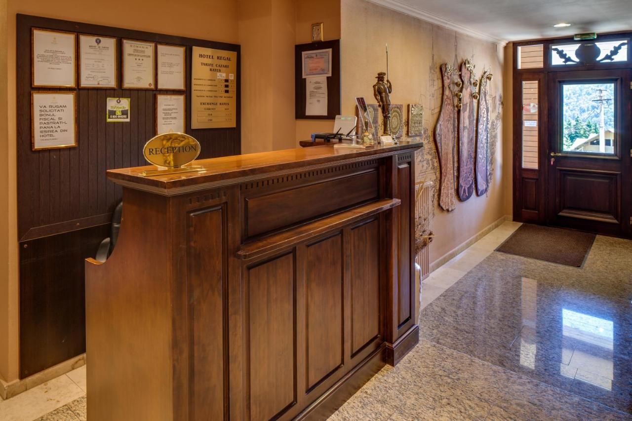 Апарт-отели Hotel Regal Sinaia Синая-44