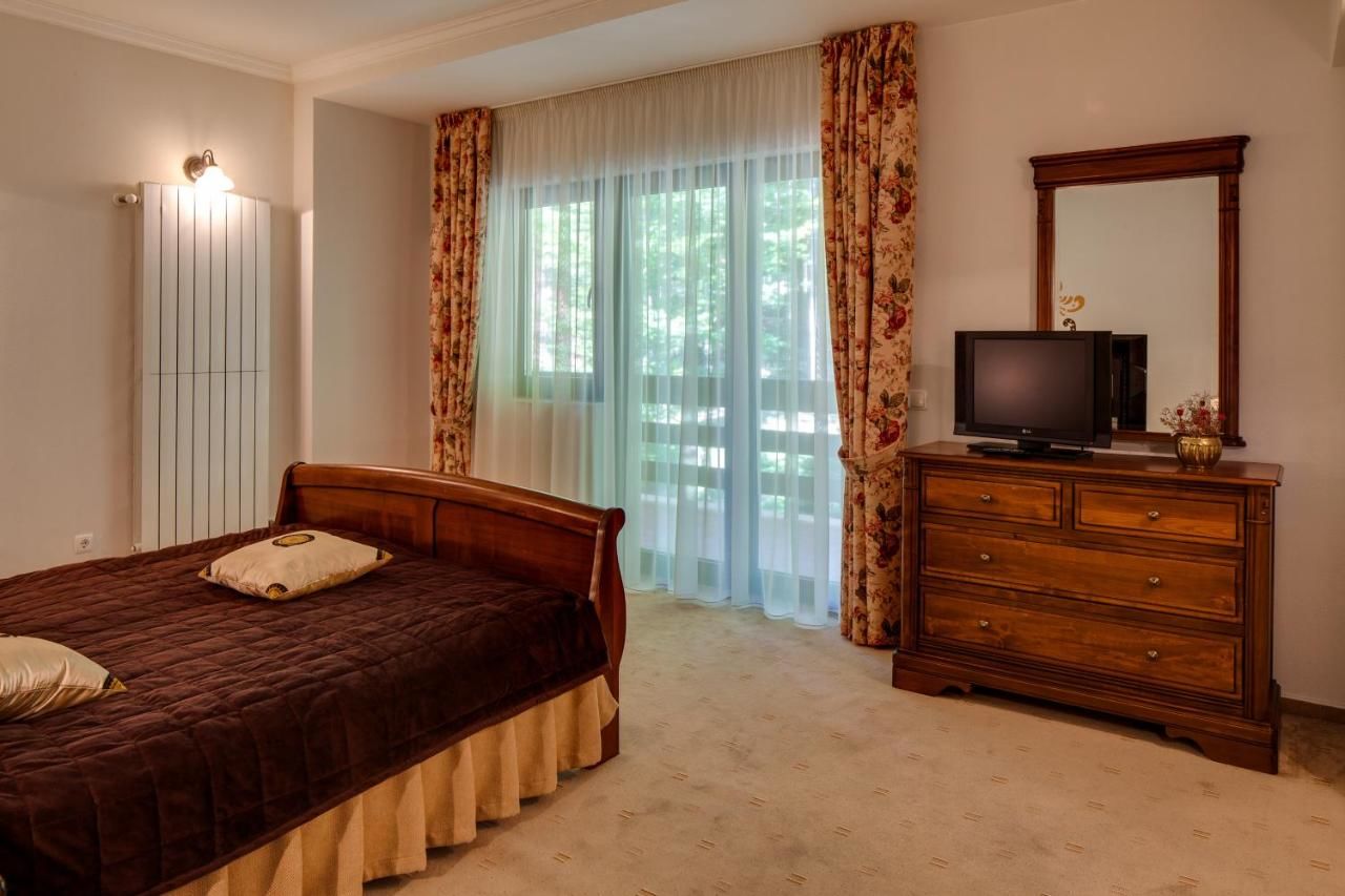 Апарт-отели Hotel Regal Sinaia Синая