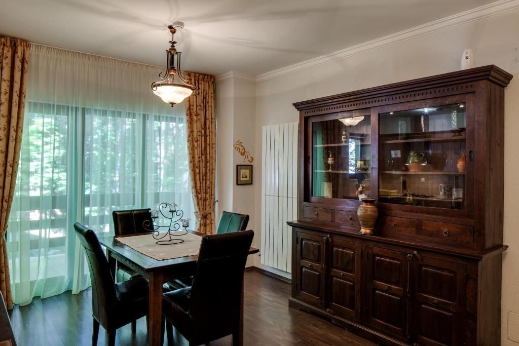 Апарт-отели Hotel Regal Sinaia Синая